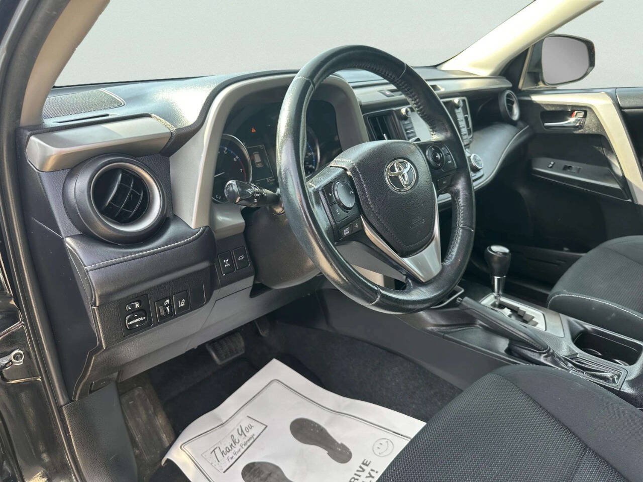 Used 2016 Toyota RAV4 XLE w/ Convenience Package AWD/4WD image 14