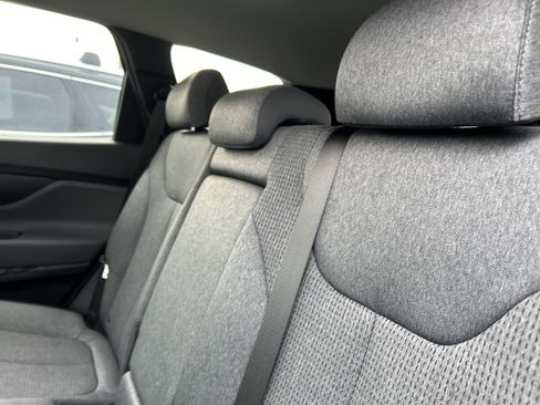 Used 2023 Hyundai Santa Fe SE image 16