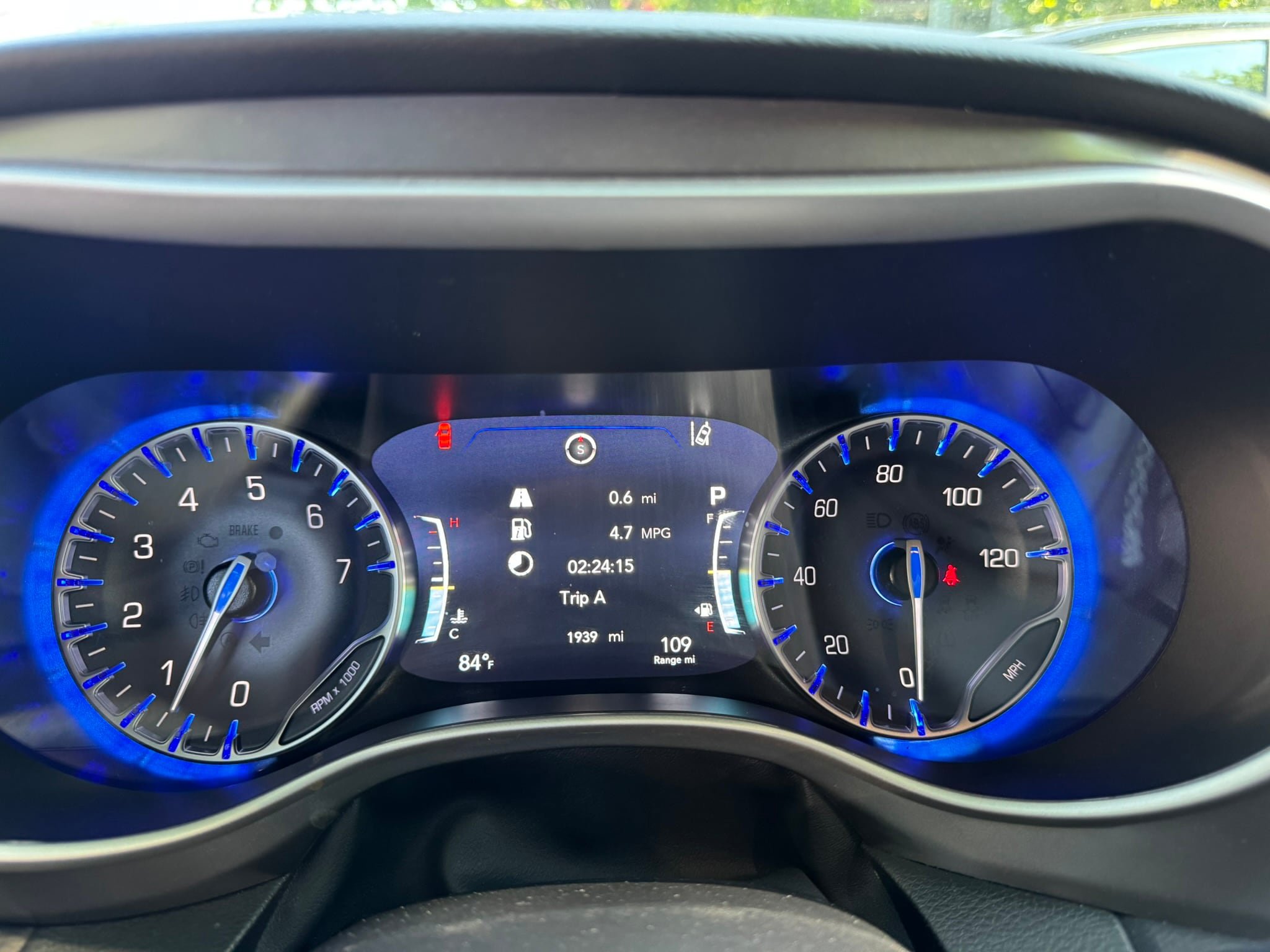 Used 2026 Chrysler Pacifica Select FWD image 17