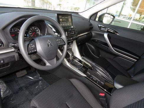 New 2024 Mitsubishi Eclipse Cross LE image 12