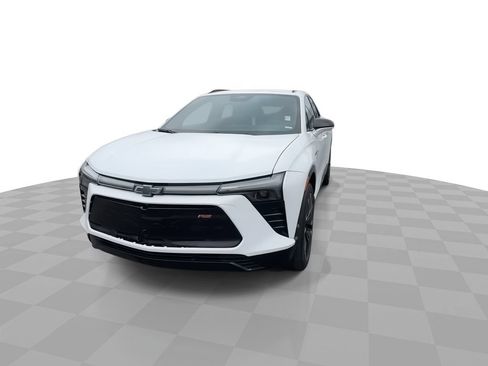 Used 2024 Chevrolet Blazer EV RS AWD/4WD image 3