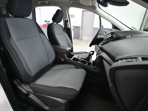 Used 2019 Ford Escape SE AWD/4WD image 46