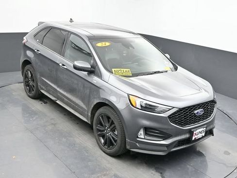 Used 2024 Ford Edge ST-Line w/ Class II Trailer Tow Package AWD/4WD image 15