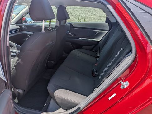 Used 2023 Hyundai Elantra SEL FWD image 28