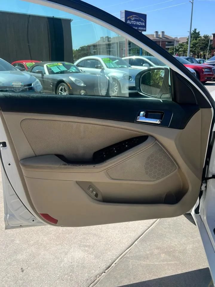 Used 2012 Kia Optima EX FWD image 25