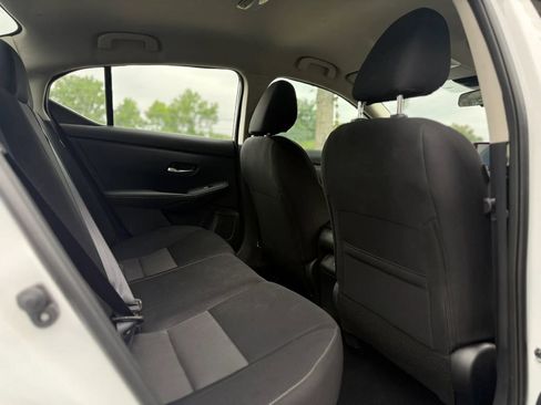 Used 2023 Nissan Sentra SV FWD image 13