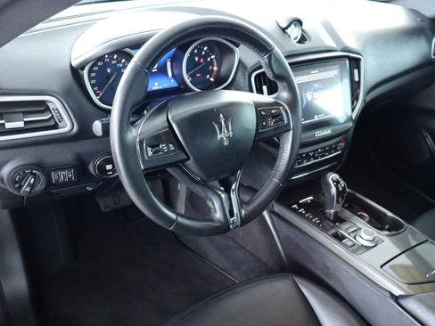 Used 2018 Maserati Ghibli image 15