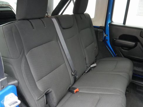 Used 2022 Jeep Wrangler Unlimited Willys image 24