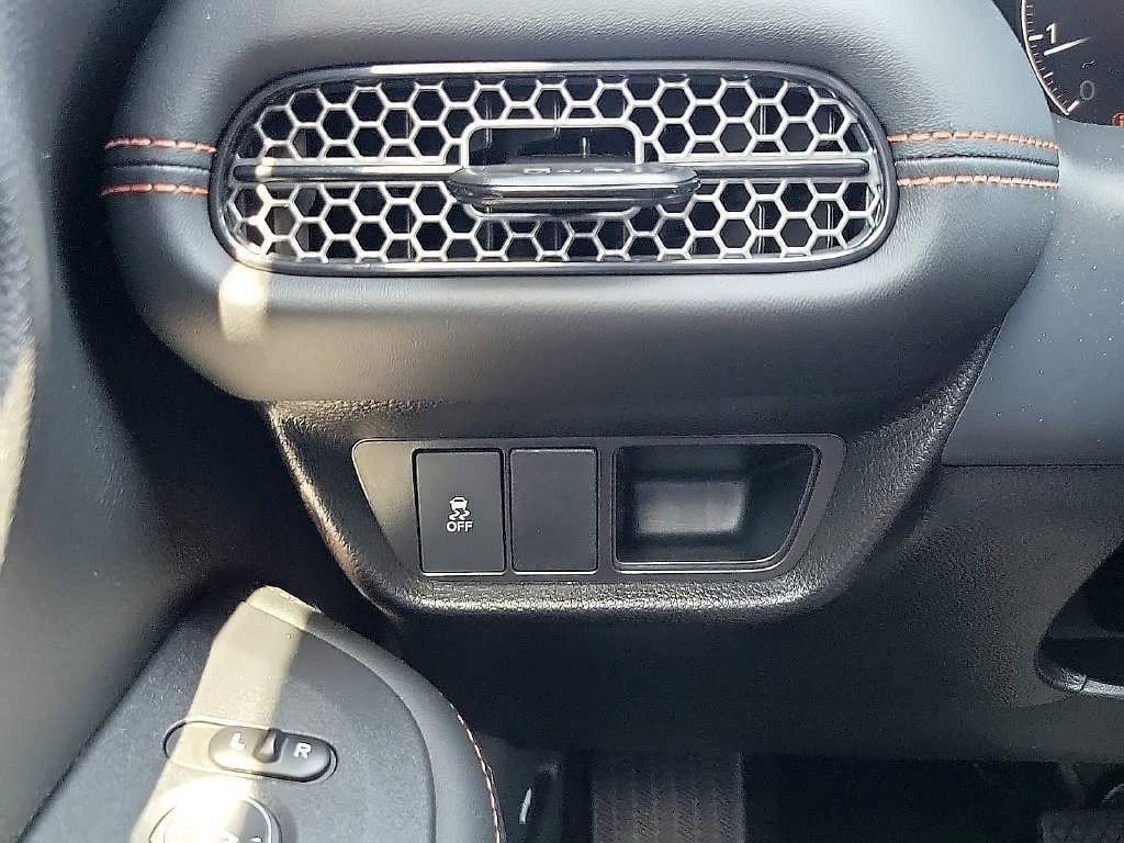 Used 2026 Honda HR-V Sport image 14