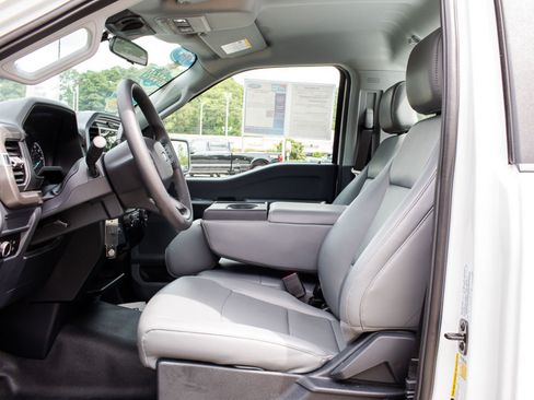 Used 2026 Ford F150 XL RWD image 11