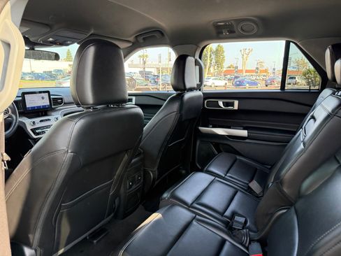 Used 2023 Ford Explorer XLT w/ Equipment Group 202A image 16