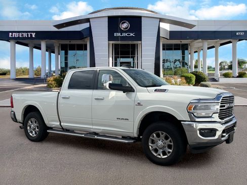 Used 2019 RAM 3500 Laramie AWD/4WD image 2