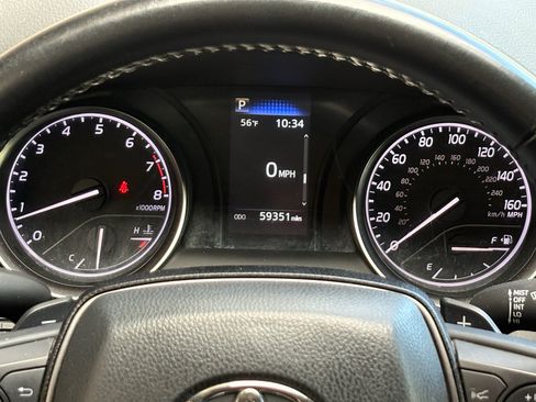 Used 2024 Toyota Camry SE FWD image 14