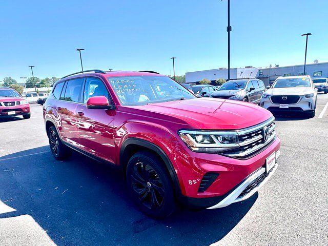 Used 2023 Volkswagen Atlas SE w/ Black Wheel Package FWD image 8