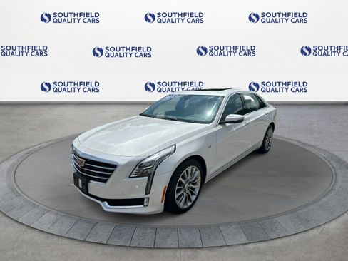 Used 2018 Cadillac CT6 Luxury AWD/4WD image 2