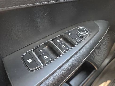 Used 2024 Kia Forte GT-Line FWD image 23