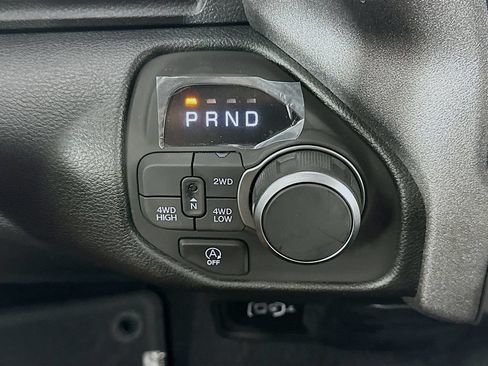New 2026 RAM 1500 Express AWD/4WD image 12