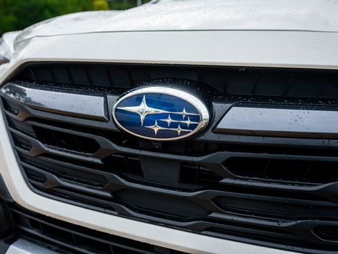 Used 2024 Subaru Outback Touring AWD/4WD image 13