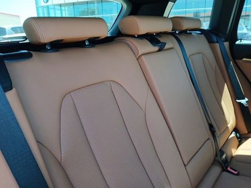 Used 2024 BMW X3 sDrive30i w/ Convenience Package RWD image 13