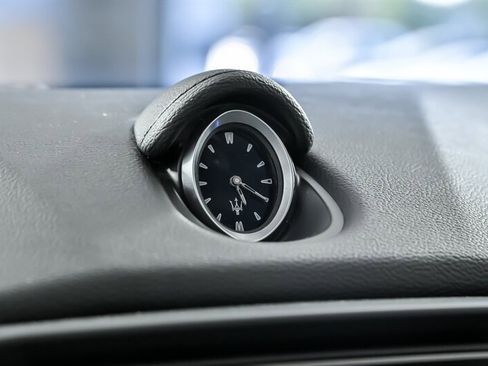 Used 2019 Maserati Ghibli S image 29