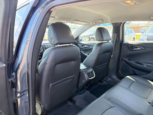 Used 2020 Chevrolet Malibu LT w/ Leather Package FWD image 23