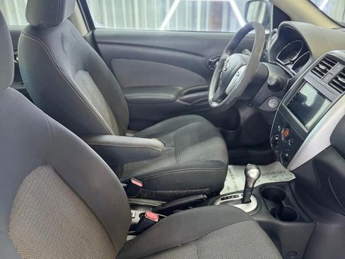 Used 2016 Nissan Versa SV image 29
