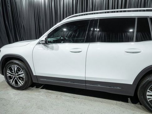 New 2026 Mercedes-Benz GLB 250 image 5