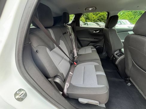 Used 2026 Chevrolet Blazer LT FWD image 38