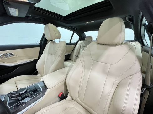Used 2020 BMW 330i Sedan w/ Convenience Package image 13