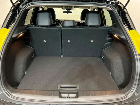New 2026 Nissan Kicks SR FWD image 22