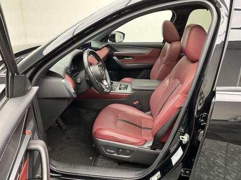 Certified 2025 MAZDA CX-70 Plug-In Hybrid w/ Premium Plus AWD/4WD image 3