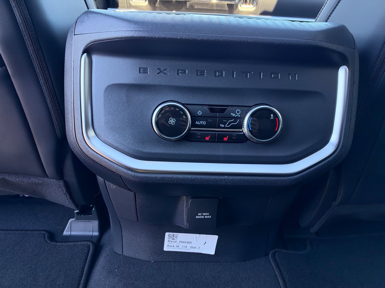 New 2027 Ford Expedition Platinum w/ Stealth Performance Package AWD/4WD image 29