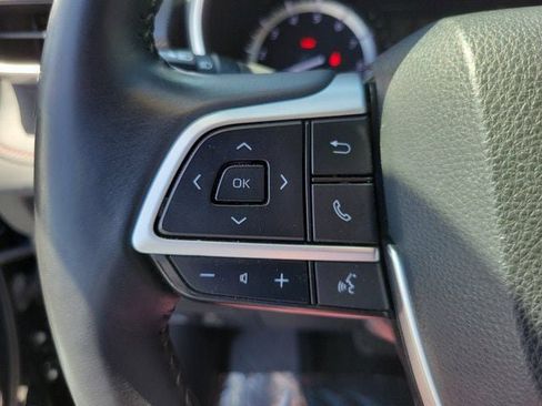 Used 2022 Toyota Highlander XSE image 21