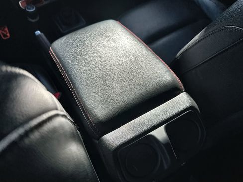 Used 2019 Jeep Wrangler Unlimited Rubicon image 16