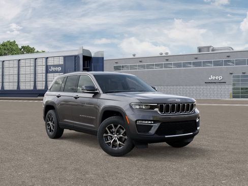 New 2025 Jeep Grand Cherokee Limited image 3