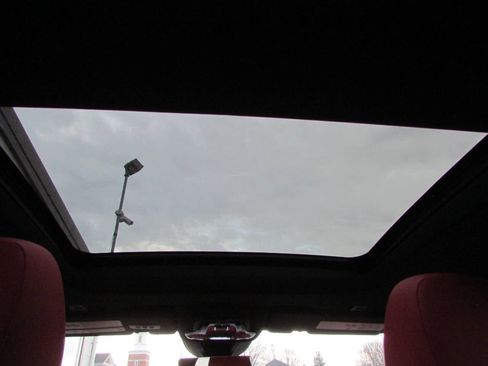 Used 2024 Dodge Hornet R/T Plus w/ Tech Pack Plus w/o Parking image 6