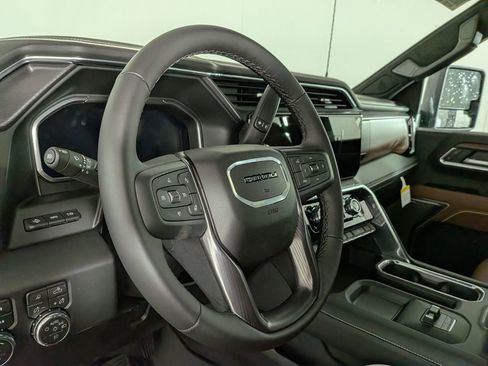 New 2026 GMC Sierra 3500 Denali Ultimate image 18