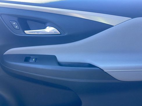 Used 2025 Buick Envista Avenir image 20