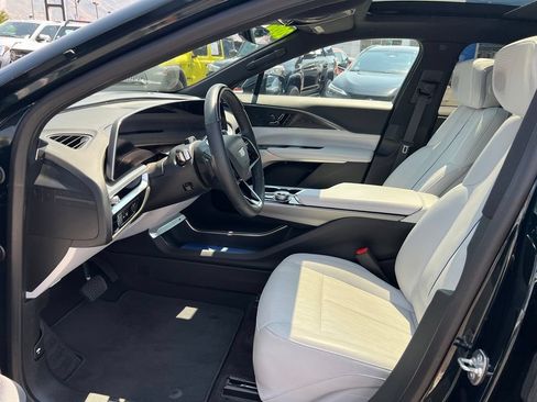 Used 2024 Cadillac Lyriq Luxury AWD/4WD image 26