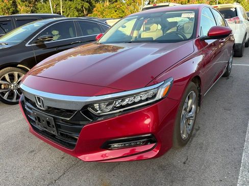 Used 2018 Honda Accord EX image 1