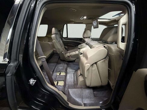 Used 2017 Chevrolet Tahoe LT w/ LT Signature Package image 34