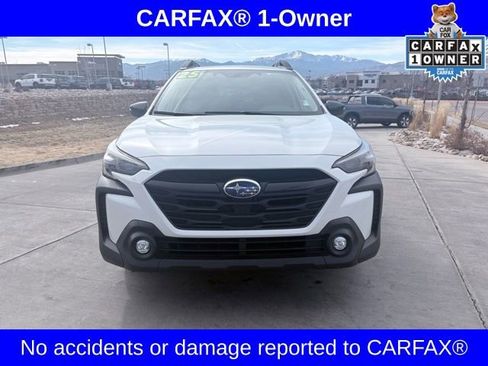 Used 2025 Subaru Outback Onyx Edition image 2