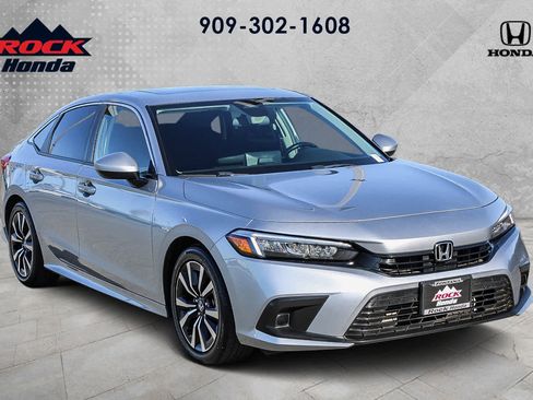 Used 2024 Honda Civic EX image 3