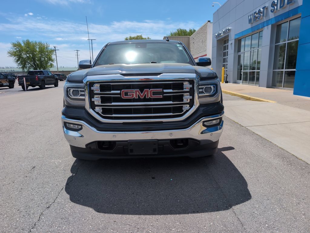 Used 2018 GMC Sierra 1500 SLT AWD/4WD image 3