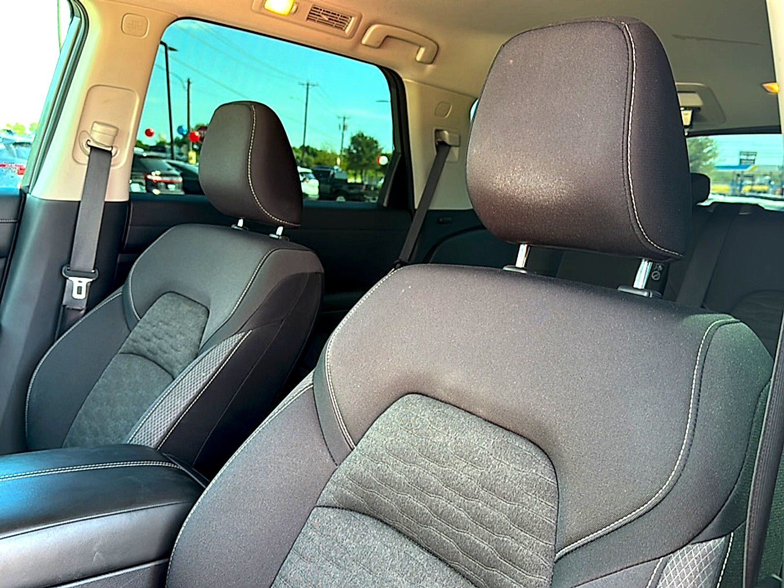 Used 2022 Nissan Pathfinder SV FWD image 13