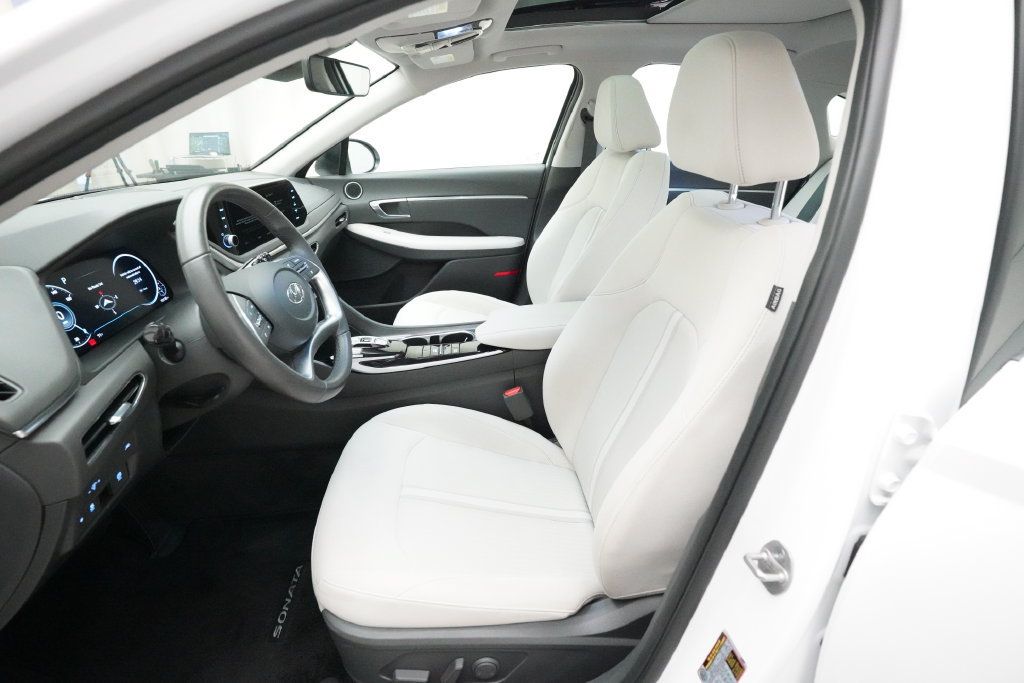 Used 2023 Hyundai Sonata SEL w/ Convenience Package FWD image 7