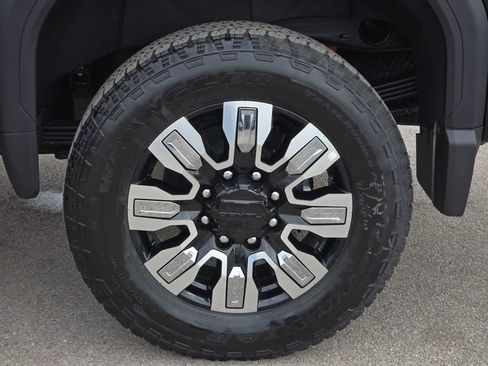 New 2026 GMC Sierra 2500 Denali w/ Denali Reserve Package image 30