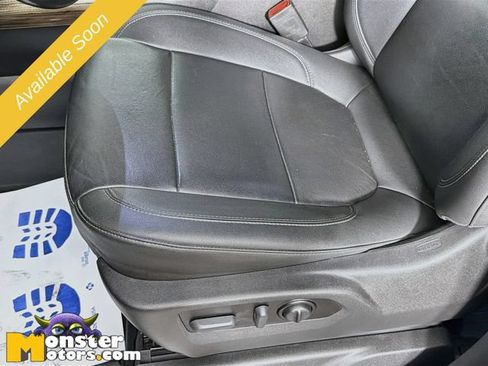 Used 2022 Chevrolet Silverado 1500 RST w/ True North Edition Plus AWD/4WD image 19