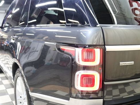 Used 2018 Land Rover Range Rover Supercharged AWD/4WD image 9