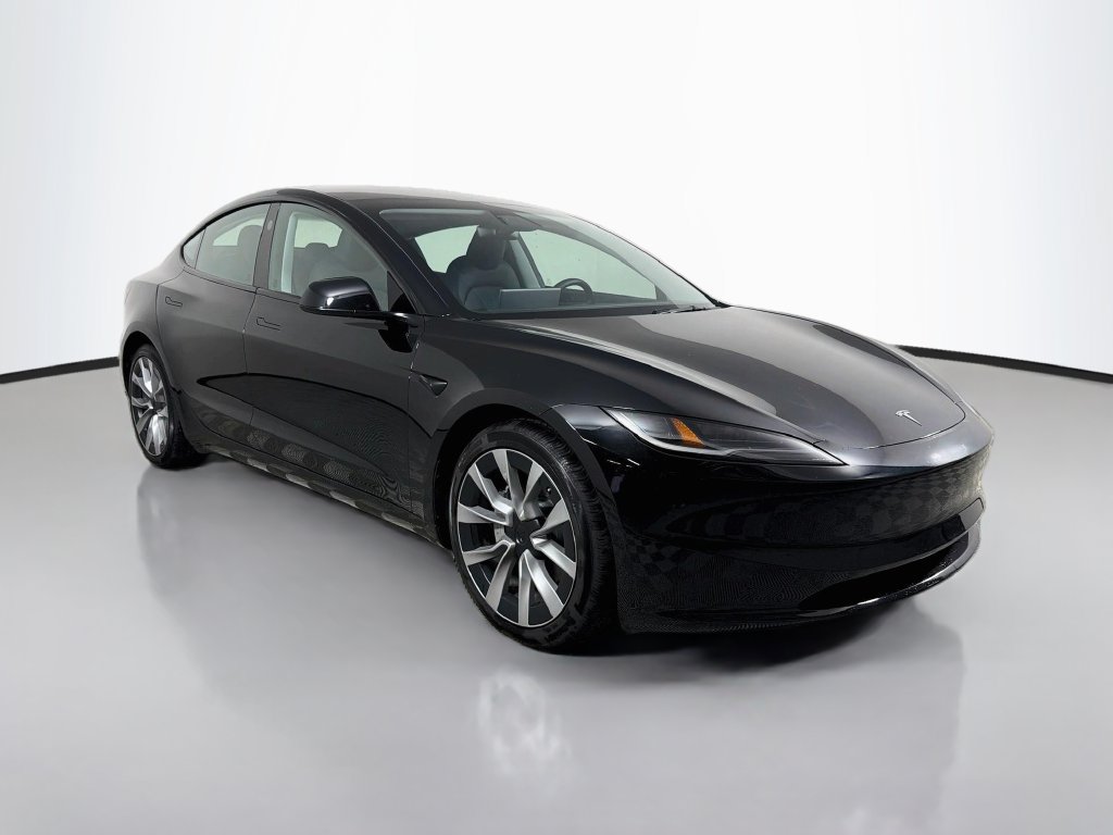 Used 2024 Tesla Model 3 Standard Range RWD image 3